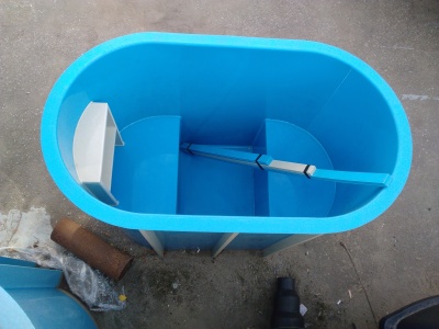 Овальная купель 1500х850х1150 с двумя сидениями и лестницей