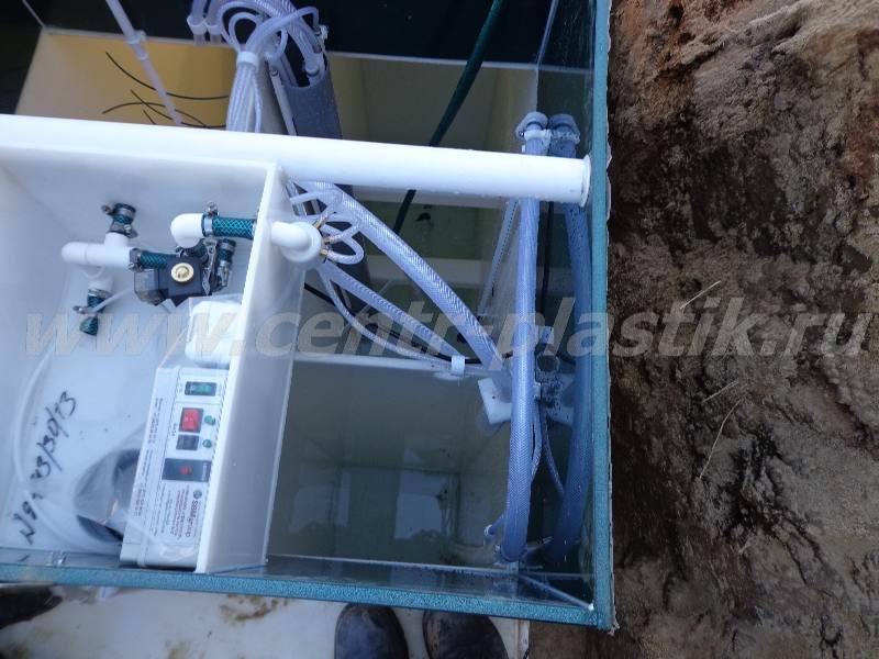 Автономная канализация для частного дома: Астра 10 + КНС, Полипропилен, 10 чел.