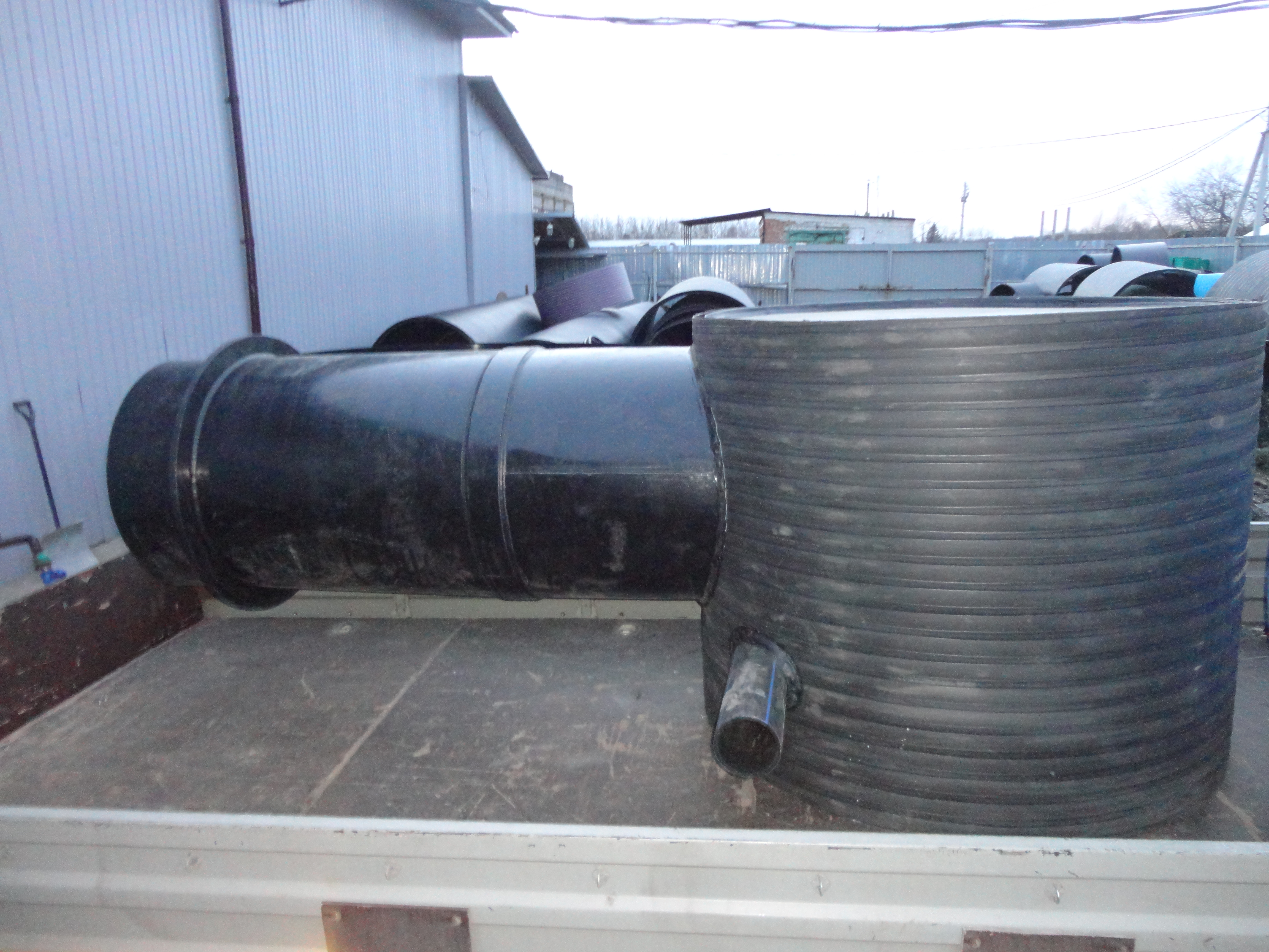 Полиэтиленовый септик на 3 м³ Ø 1500 L 1300 для сбора фекальных стоков