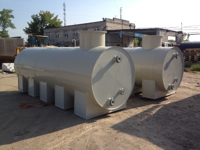 Полипропиленовые емкости на опорах на 10 м³ Ø 1500 L 5700 для ГВС