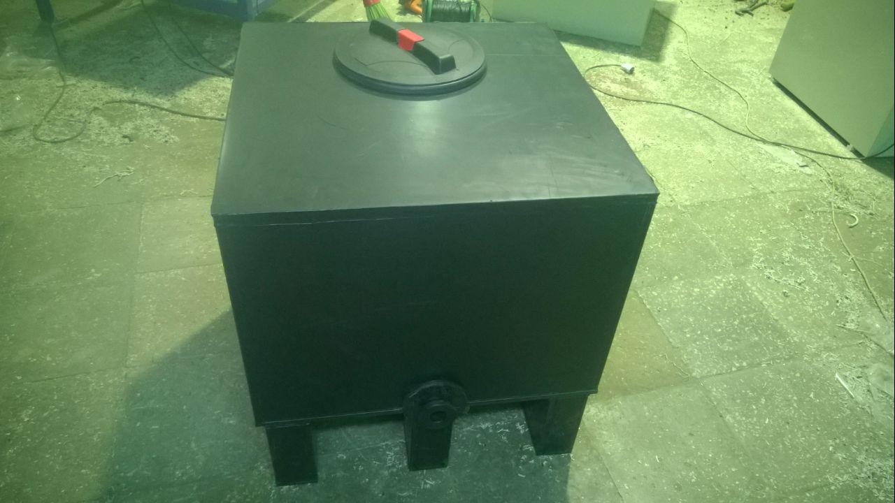 Полиэтиленовый бак на 540 литров под азотную кислоту