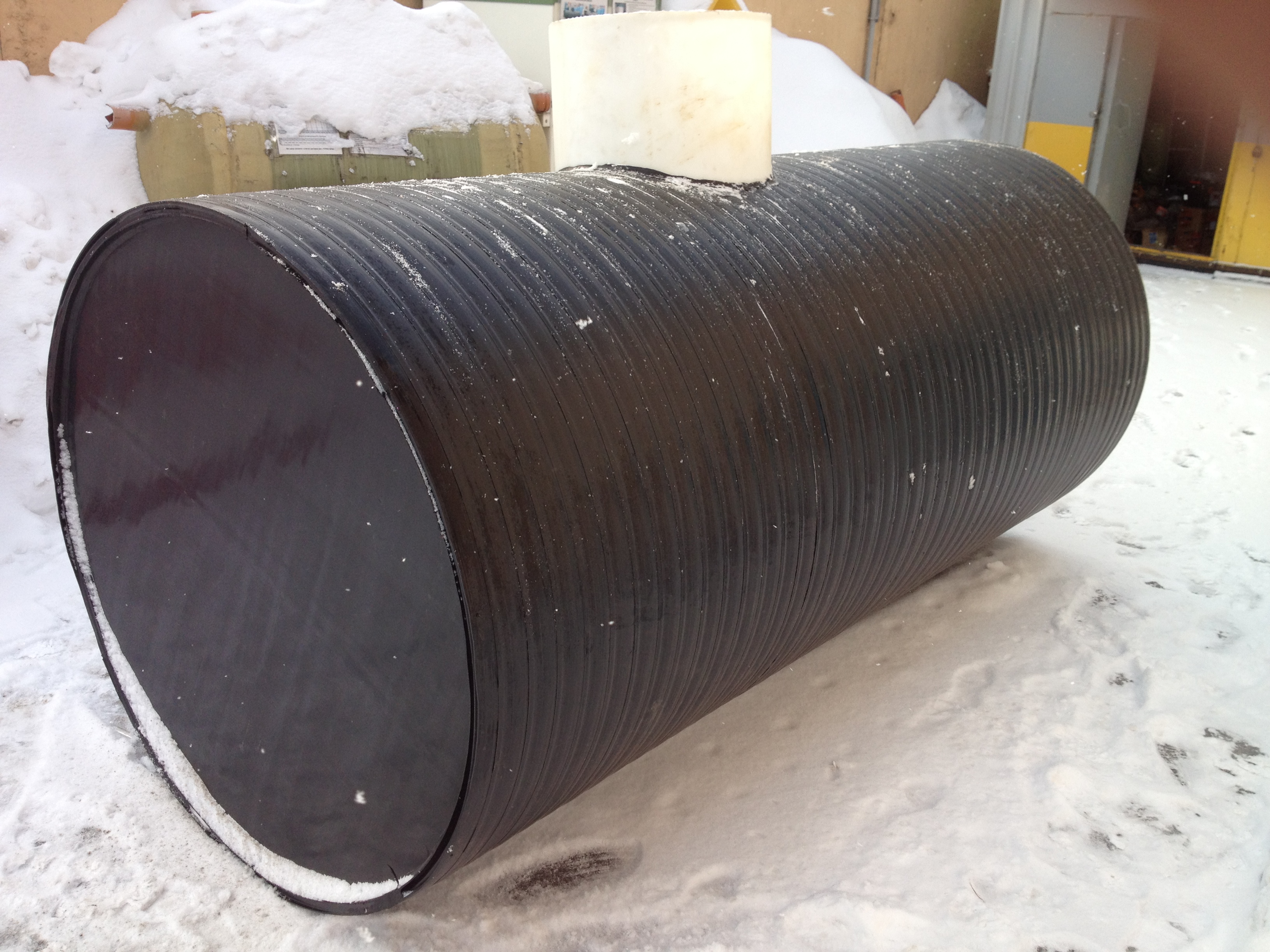 Полиэтиленовый подземный септик на 6 м³ Ø 1500 L 3400 для сбора ливневых стоков