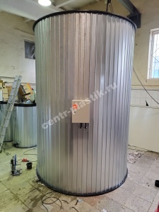 Полиэтиленовая емкость с греющим кабелем на 15м³