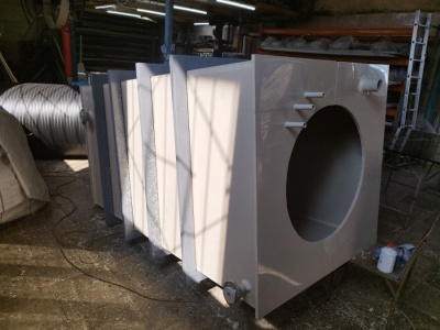 Полипропиленовый бак на 3 м³ в металлокаркасе для щелочных растворов