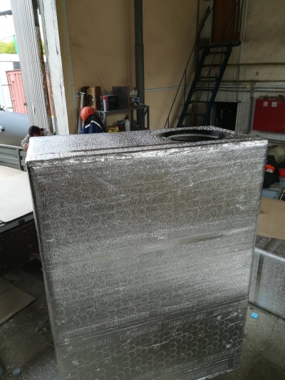 Полиэтиленовая емкость на 2,25 м³ 1500х750х2000 с утеплением для питьевой воды