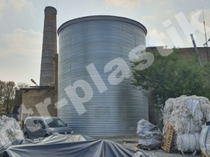 Емкость 600 м³ из металлокаркаса и внутреннего вкладыша из полипропилена