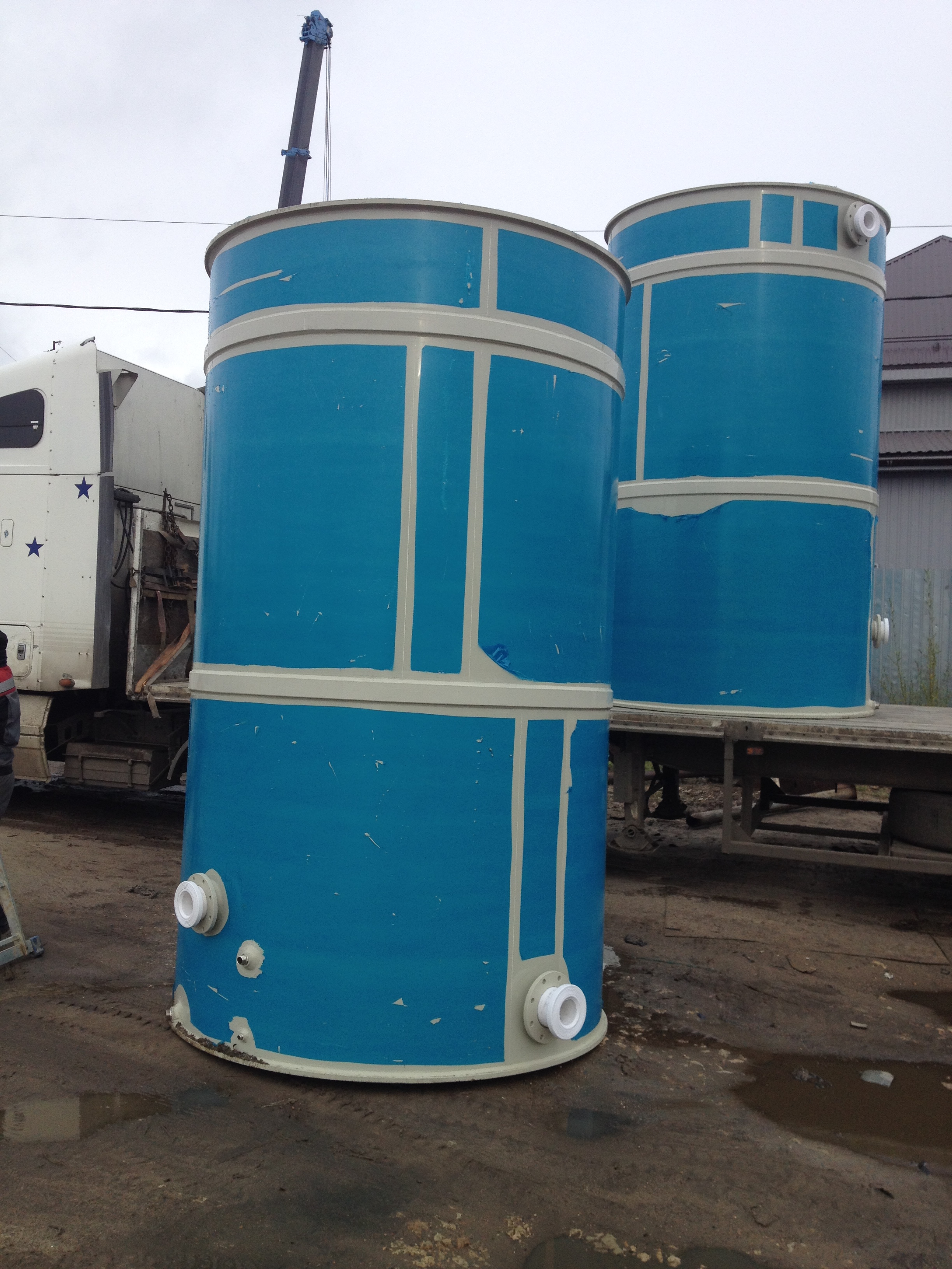 Полипропиленовые емкости на 11 м³ Ø 2000 Н 3600 для соляной кислоты