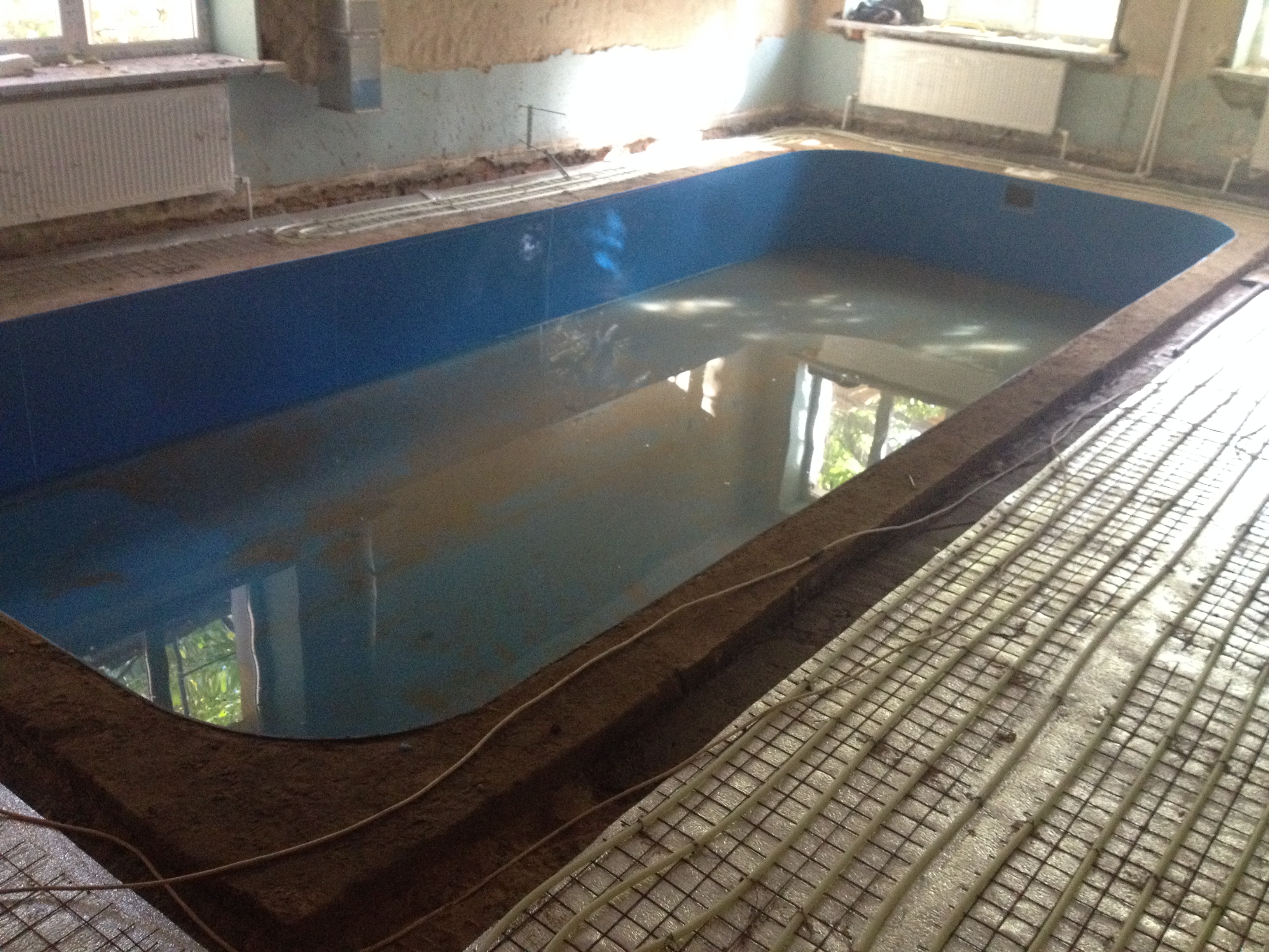 Полипропиленовый овальный бассейн для детского сада 8000х3000х800