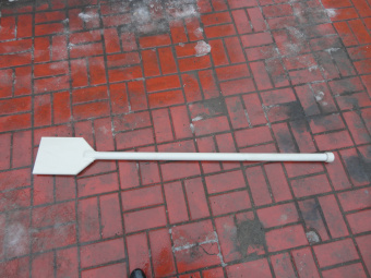 Весло полипропиленовое для рыбного цеха