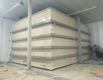 Полипропиленовая емкость на 30 м³ с металлокаркасом для питьевой воды 