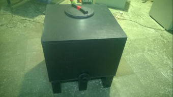 Полиэтиленовый бак на 540 литров под азотную кислоту