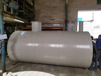 Полипропиленовая горизонтальная подземная емкость для ГВС на 10 м³ Ø 1800 L 4000