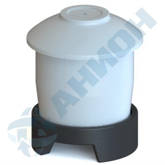 Пластиковый бак 660 л с подставкой (660ГП)