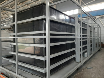 Полиэтиленовая емкость в металлокаркасе на 50 м³ для дизельной станции 