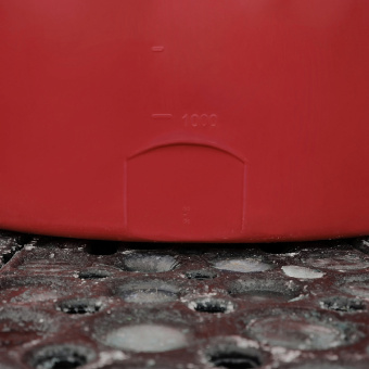 Емкость для КАС TRN 5000 л с откидной крышкой красная