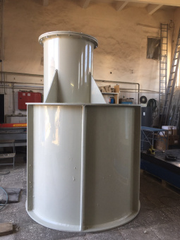 Полипропиленовая КНС Ø 1500 Н 2300 на базе насосов Тритус