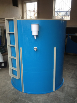 Пластиковый полипропиленовый бассейн Ø 2000 Н 2000 с лестницей и системой фильтрацией