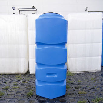 Пластиковая емкость L 1000