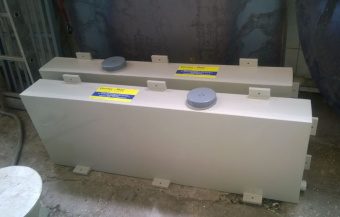 Полипропиленовые транспортные баки на 200 литров 1250х400х580 для дизельного топлива