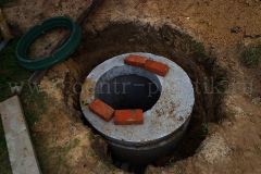 Установка полимерного люка на ж.б. колодец для размещения системы фильтрации