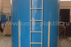 Фото 2. Бассейн из ПП диаметром 2 м и высотой 2 м с лестницей