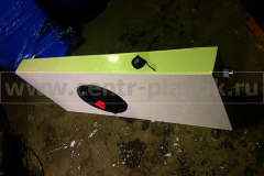 Фото №2. Бак с крышкой для хранения питьевой воды (вид на отвод с резьбой)