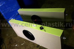 Фото №4. Баки с крышкой для хранения питьевой воды (вид на отводы с резьбой)