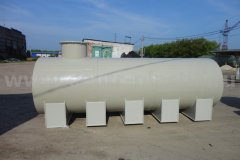 Фото 11. Емкость из ПП на опорах, на 10 м3 для горячей воды