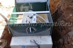 Фото №74 Монтаж автономной канализации Юнилос -Астра 10 в котлован
