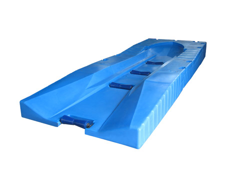 Удобный заезд на понтон для гидроциклов